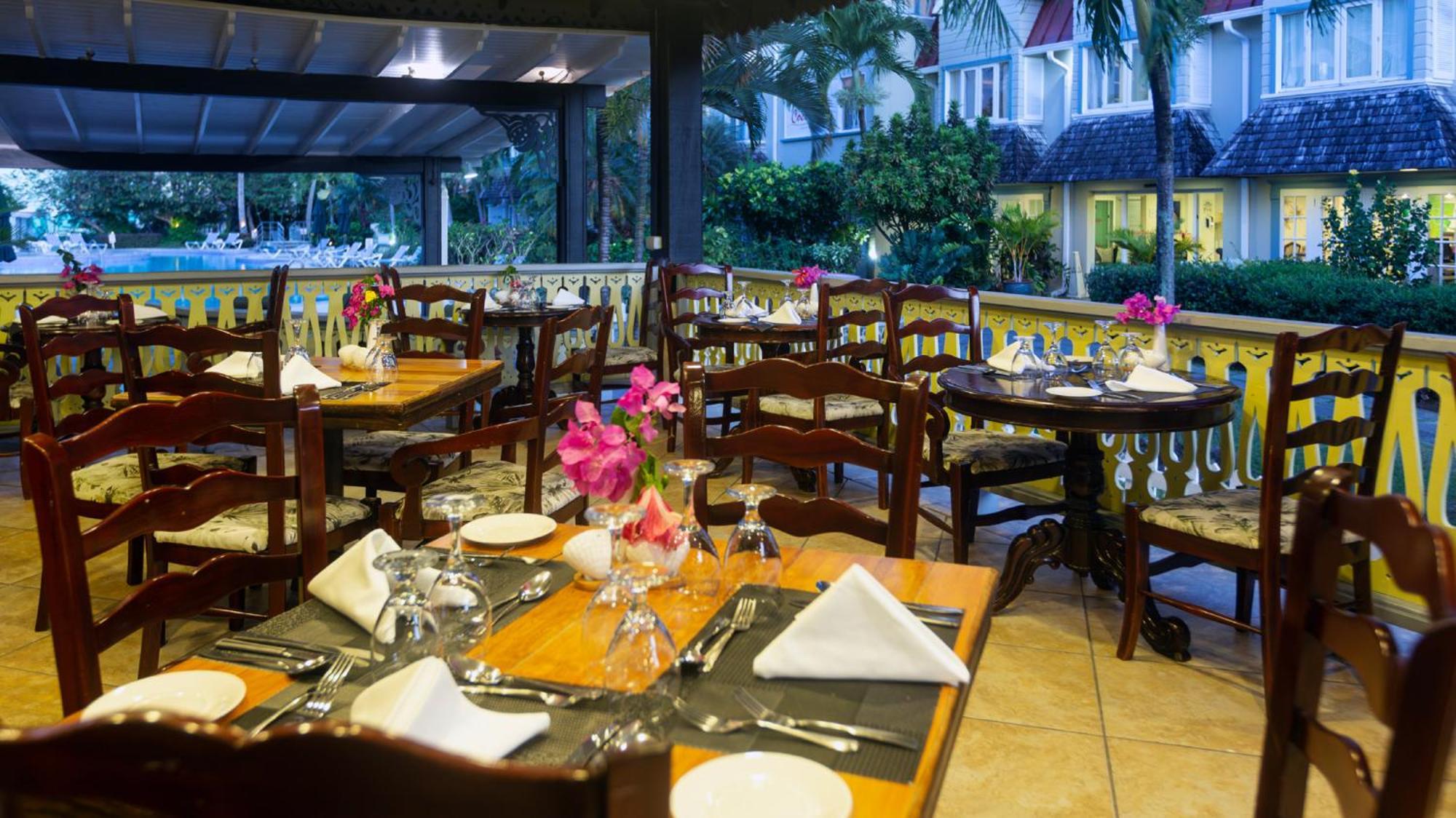 Coco Palm Hotel Gros Islet Exterior photo