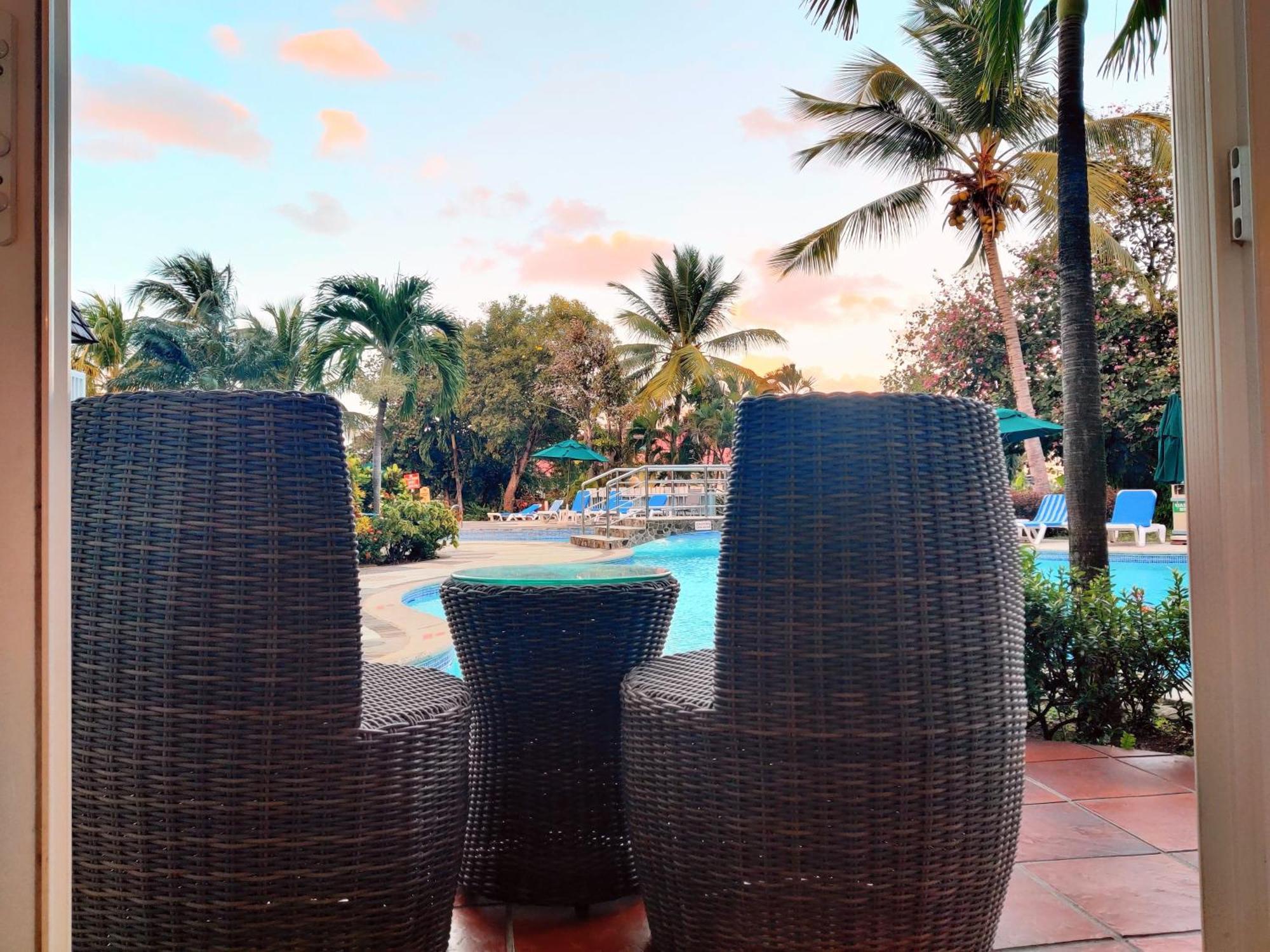 Coco Palm Hotel Gros Islet Exterior photo